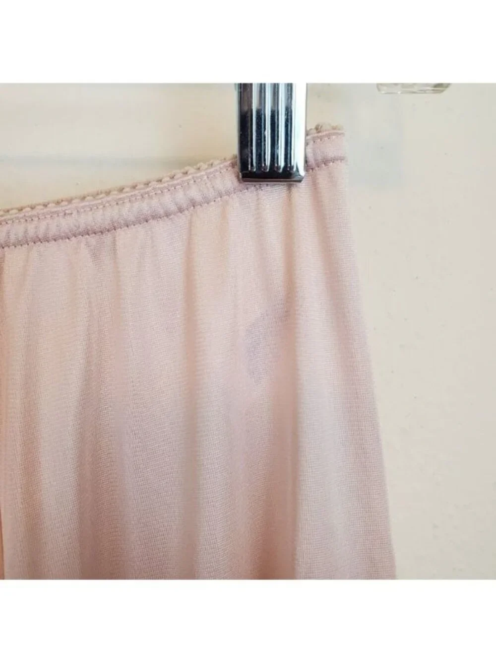 Heartstrings by Maidenform vintage pale pink midi length slip union label